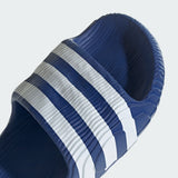 ADILETTE 22