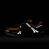 Zoom Vomero 5 Black/Orange