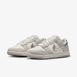 W DUNK LOW