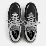 990v6 W Black/White