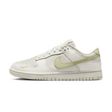 WMNS DUNK LOW