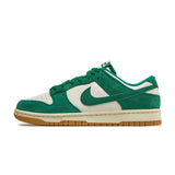 DUNK LOW SE