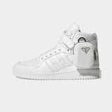 Forum x Prada