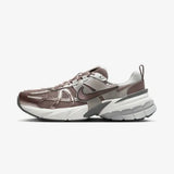 V2K Run 'Smokey Mauve'