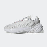 Ozelia W