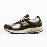 2002R Brown/White